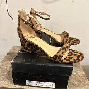Leopard heels